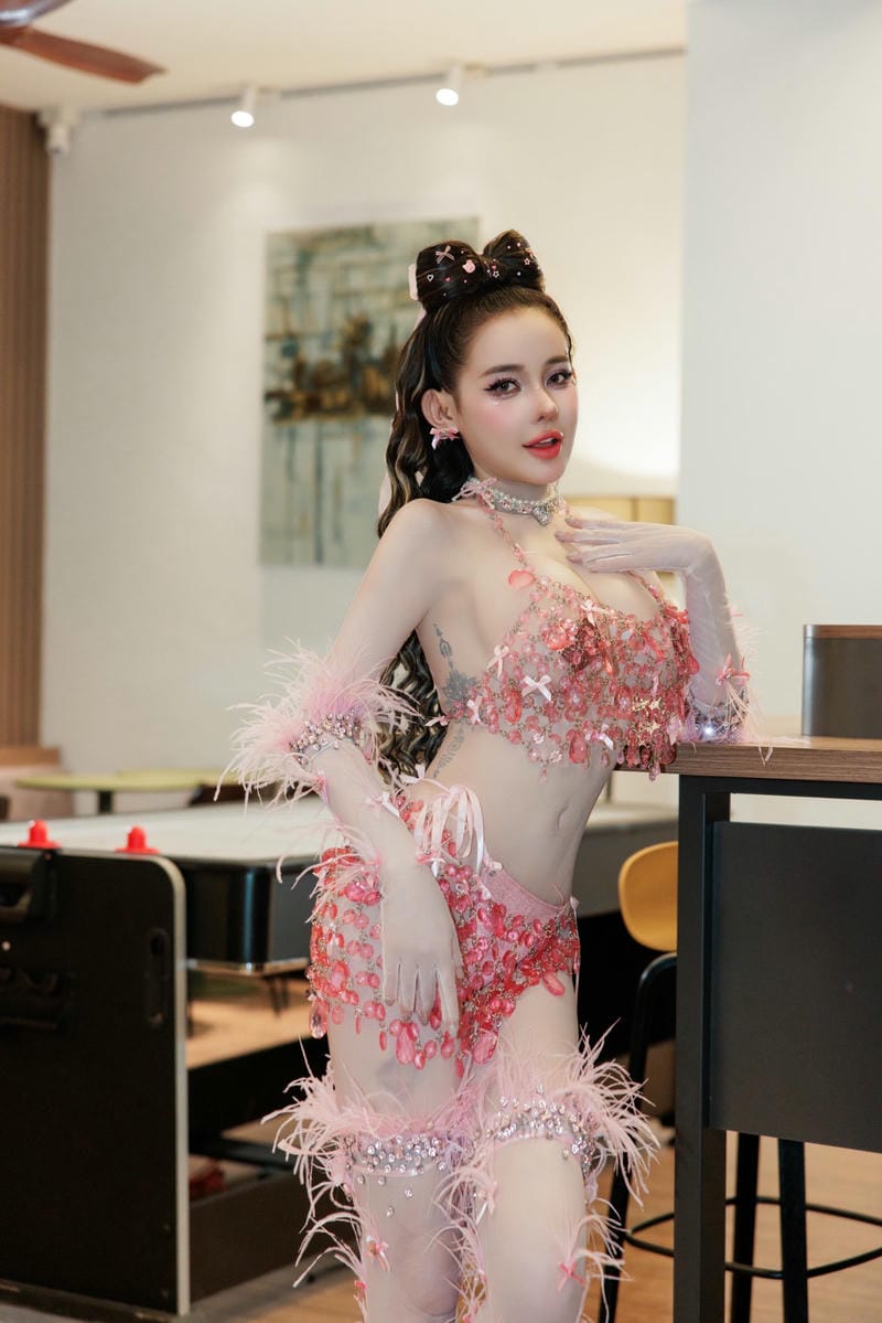 ngân 98 bikini 5