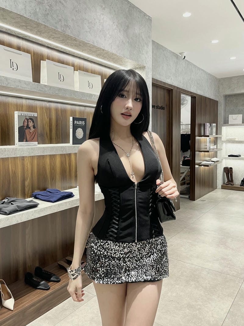 vũ thị khánh huyền bikini 26