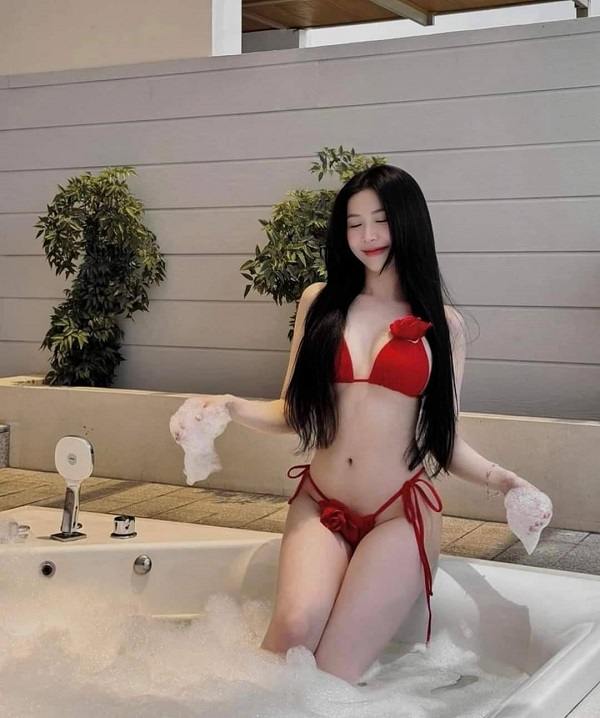 hình ảnh gái xinh mặc bikini