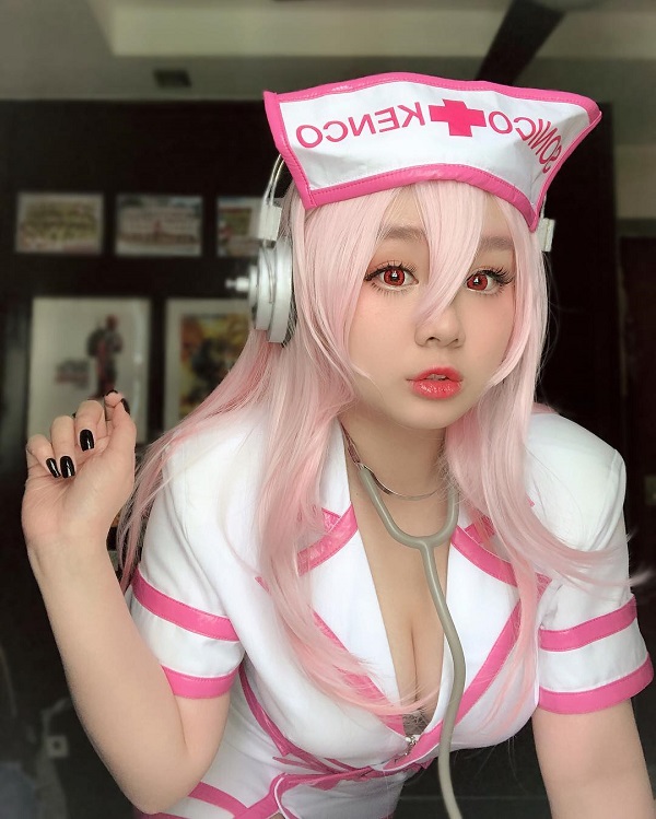 cosplay y tá 17