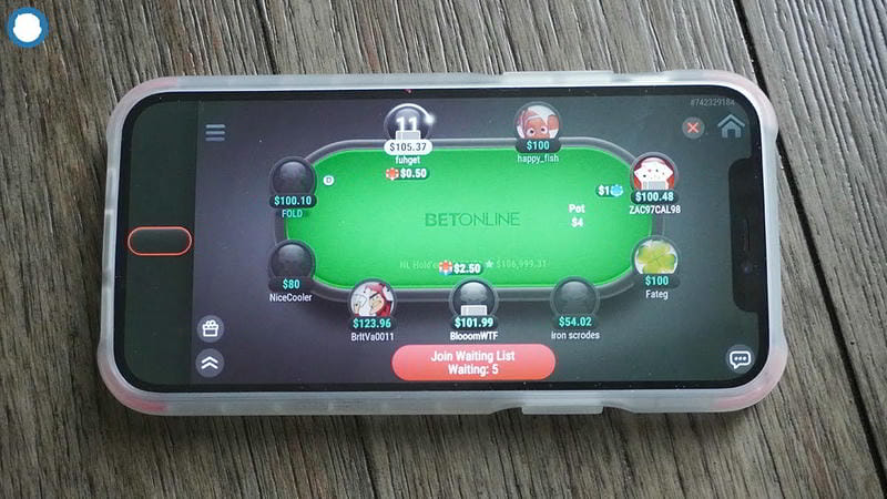 Ứng dụng Casino VNbet77 trên điện thoại với giao diện bắt mắt.
