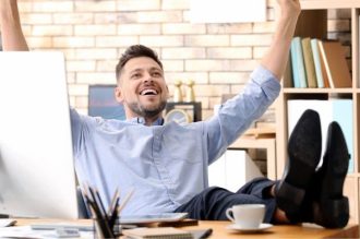 Thủ Thuật Giảm Căng Thẳng: Bí Quyết Giúp Bạn Tự Lập Lại Cân Bằng Cuộc Sống