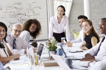 Định nghĩa thành công: Góc nhìn đa chiều và hành trình tìm kiếm giá trị đích thực