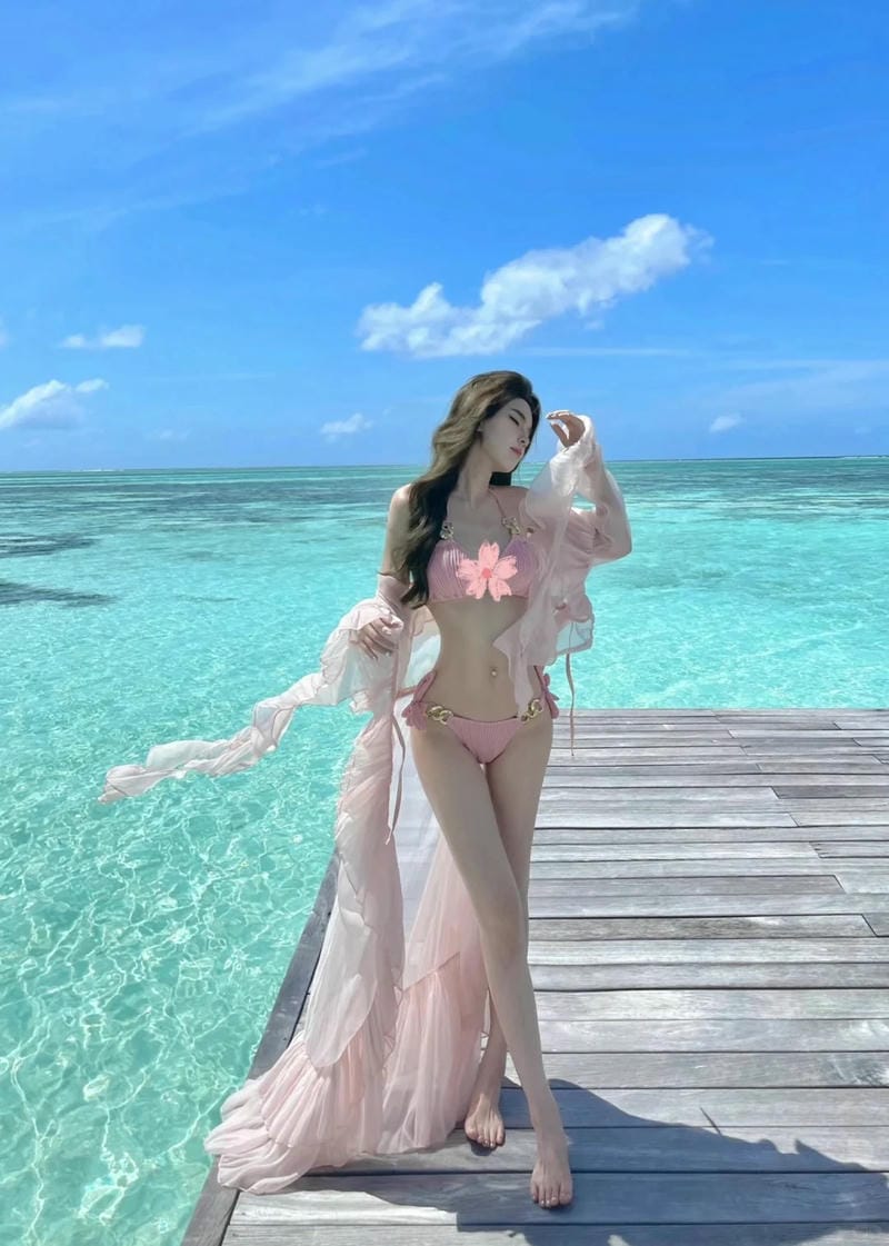 bikini hồng 18