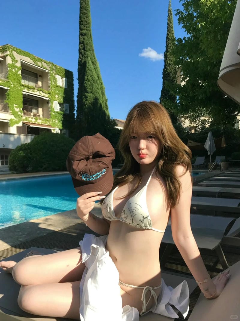 bikini siêu nhỏ và mỏng xuyên thấu 14