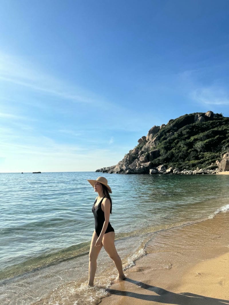diễm my 9x mặc bikini