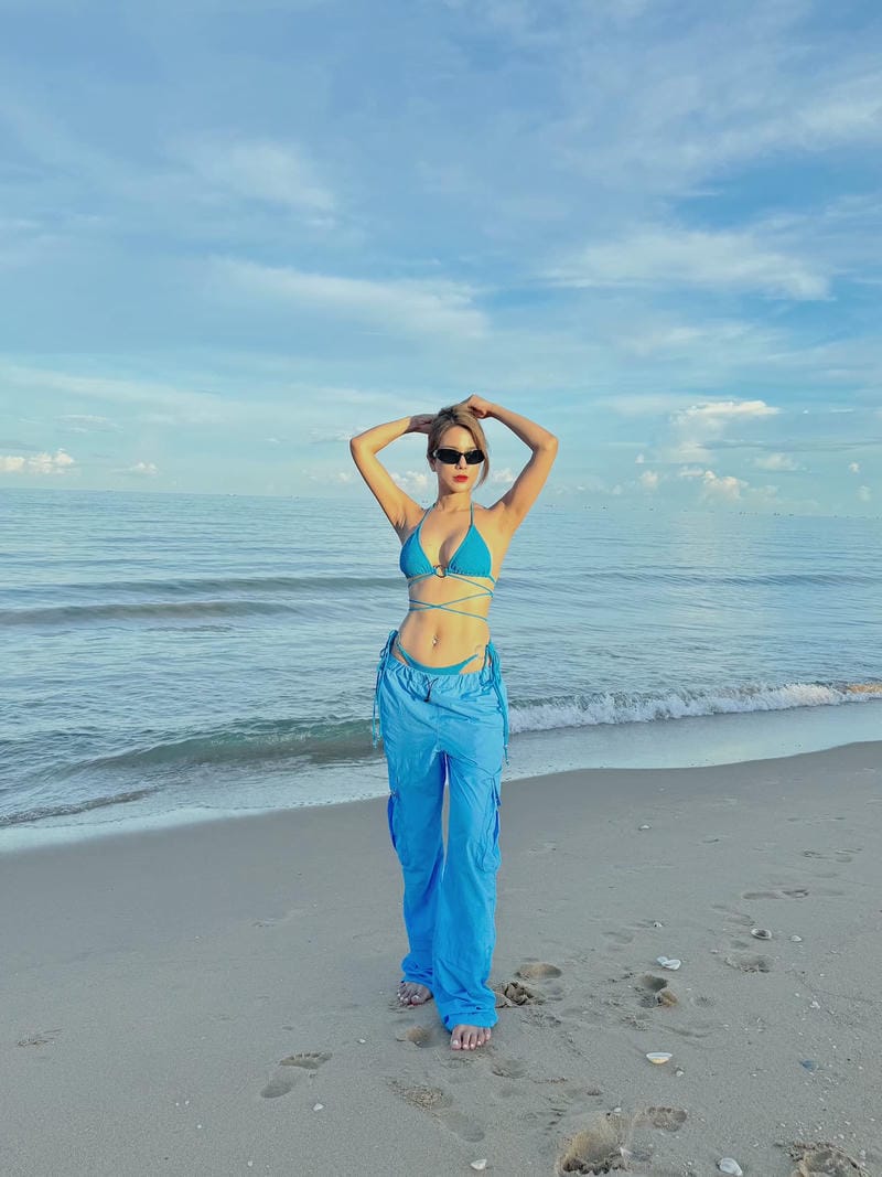 diệp lâm anh bikini 39