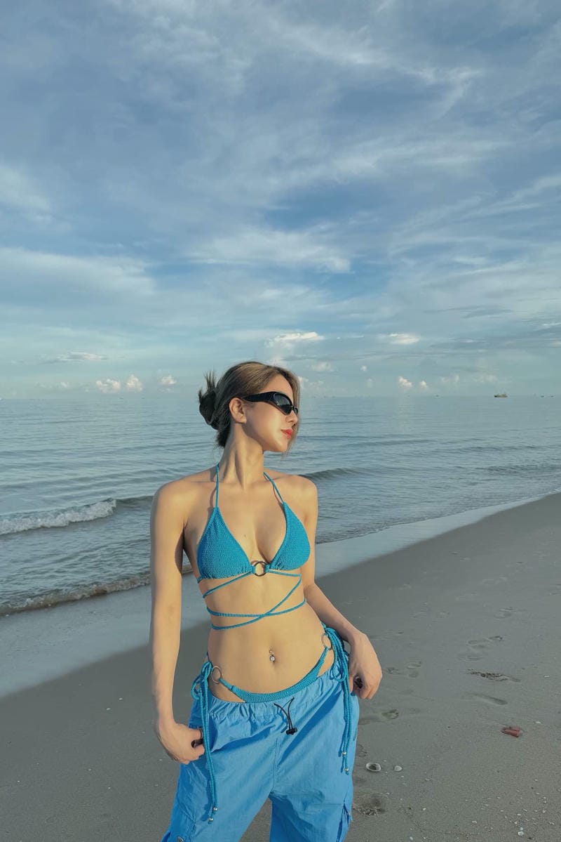 diệp lâm anh bikini 7