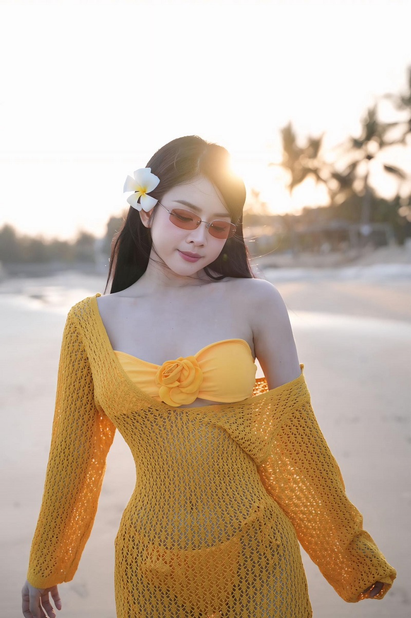 dj mie bikini 9
