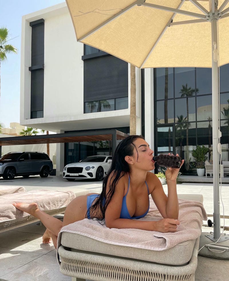 georgina rodriguez bikini 30