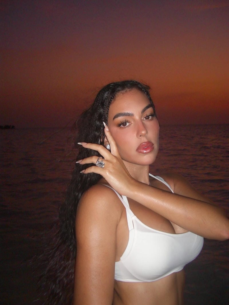 georgina rodriguez bikini 6