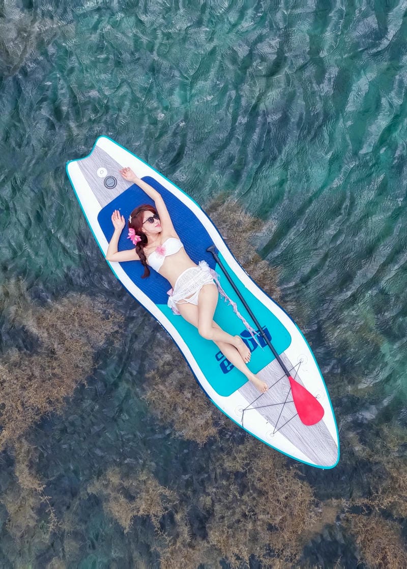 hạ nhiên mặc bikini 1