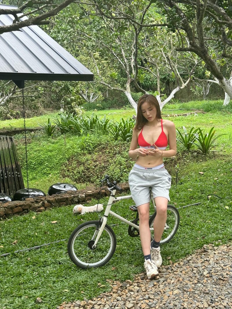 kỳ duyên bikini 12