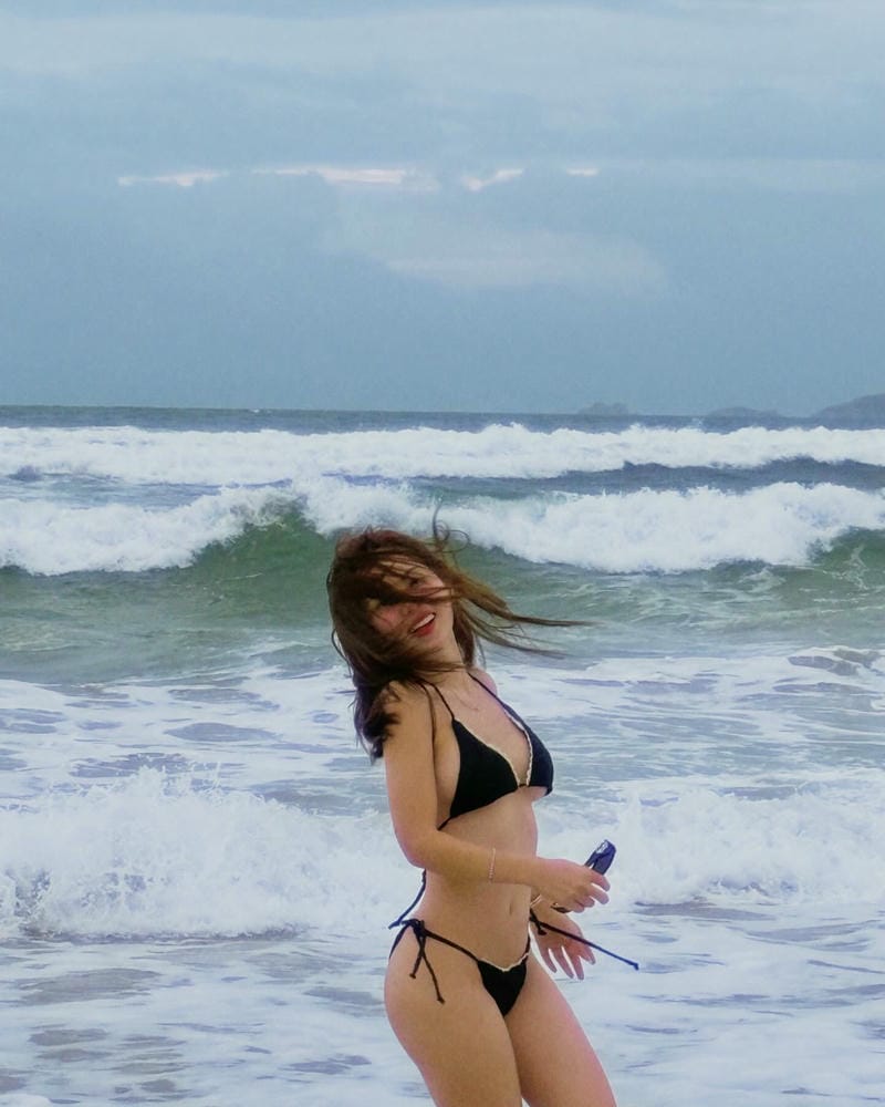 ngô lan hương bikini 18