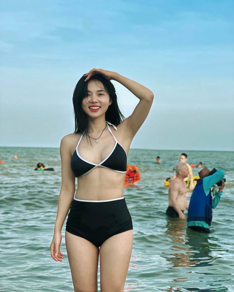 ngô lan hương bikini 22