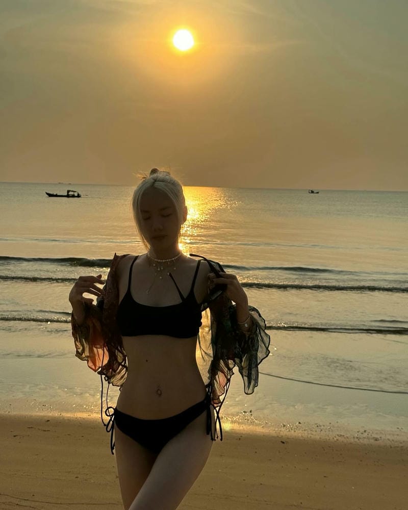 phương ly bikini 11