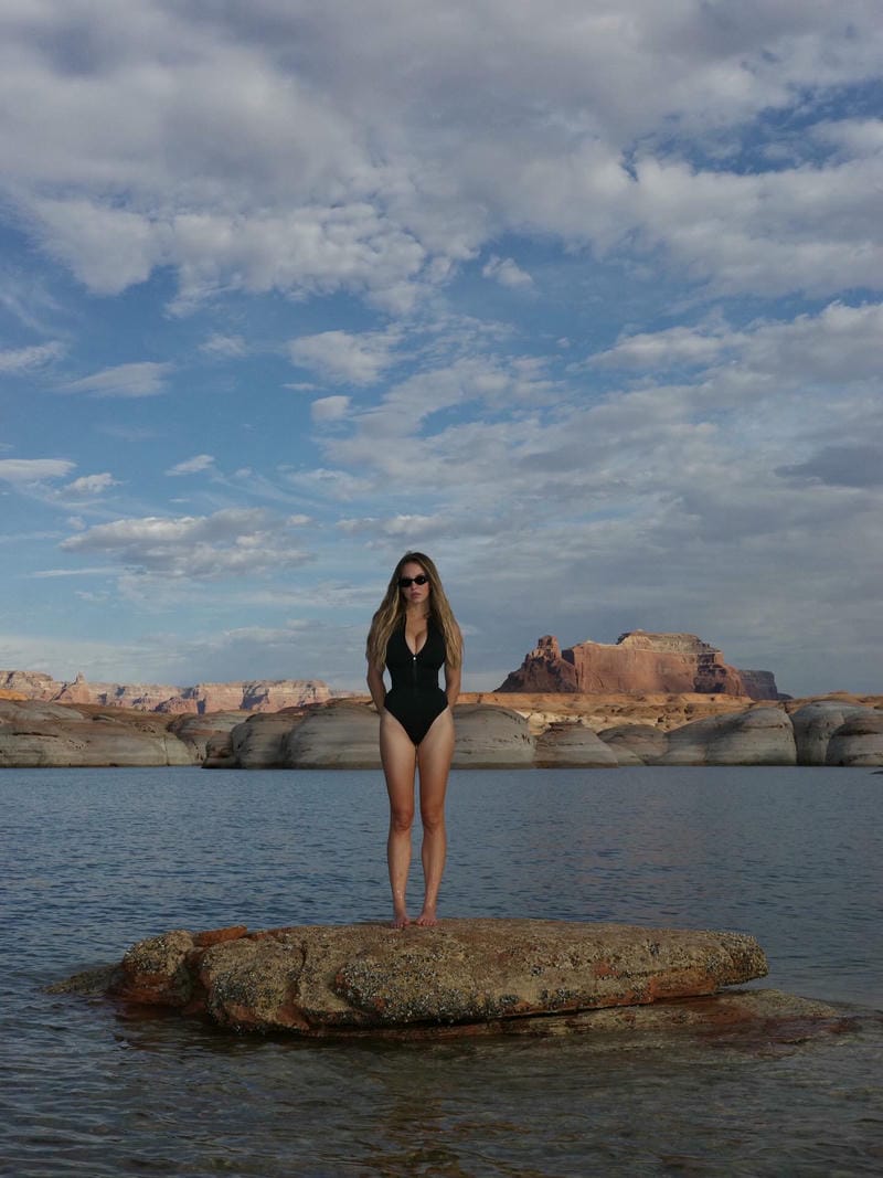 sydney sweeney bikini 1