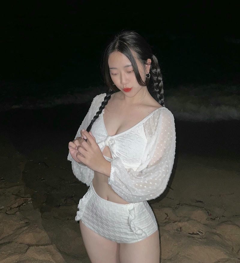 thảo lee mặc bikini 15