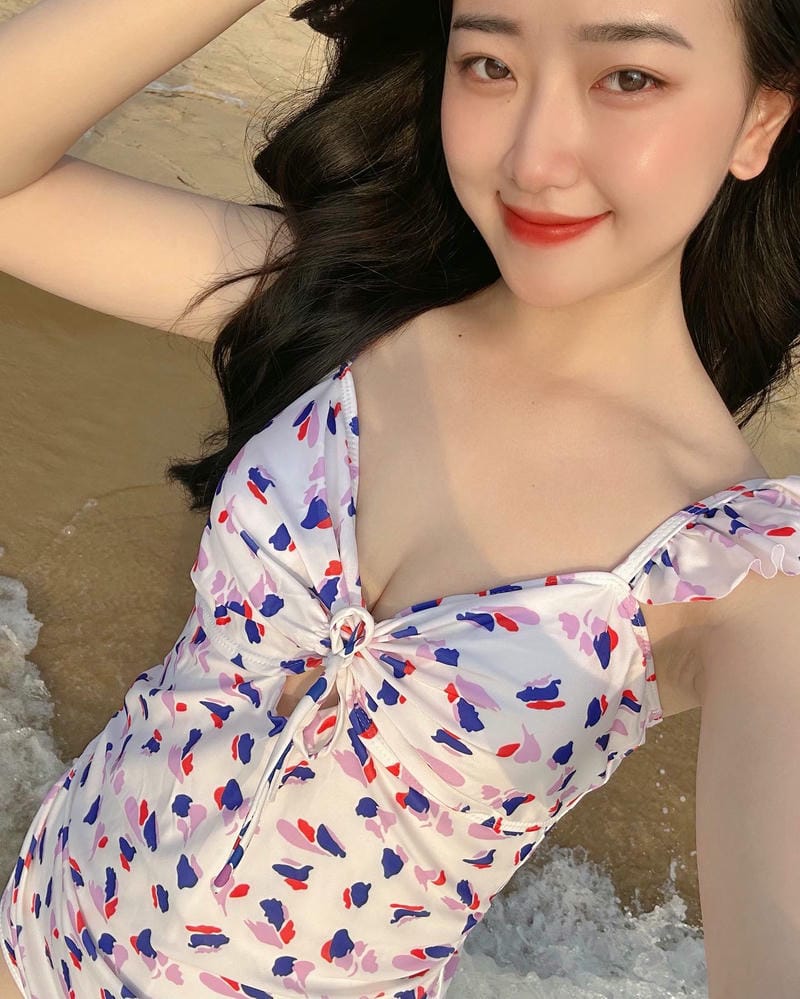 thảo lee mặc bikini 29