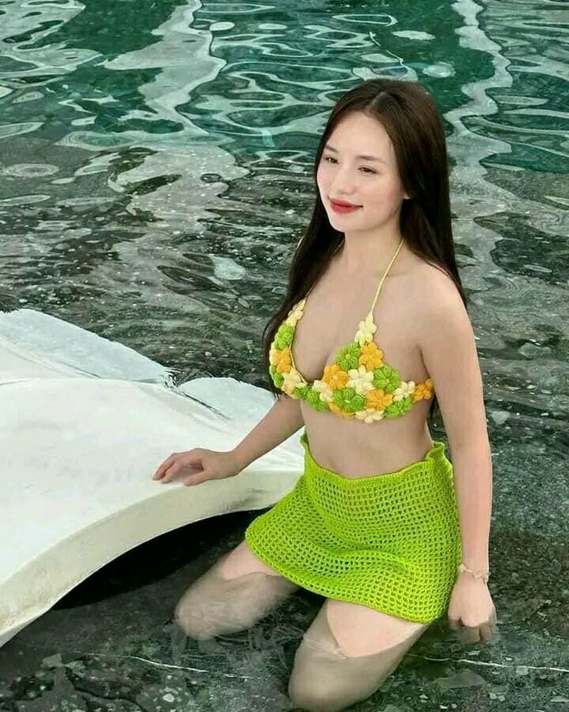 thị nhung mặc bikini 18