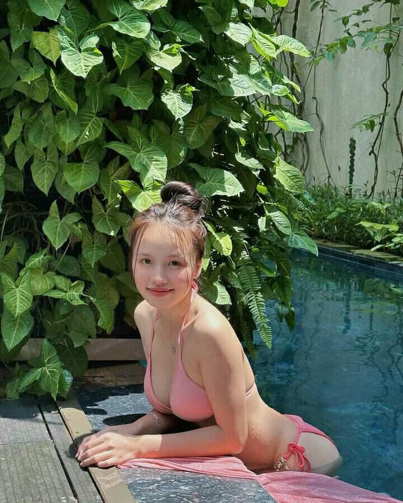 thị nhung mặc bikini 20