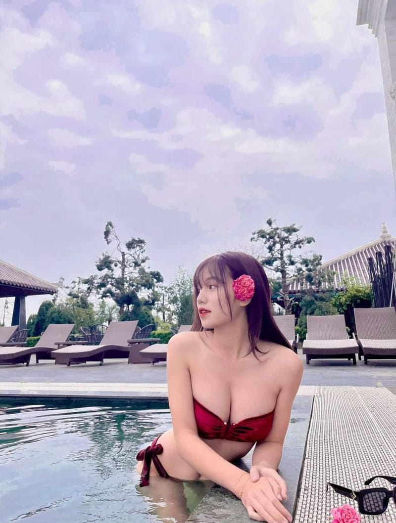 thị nhung mặc bikini 9