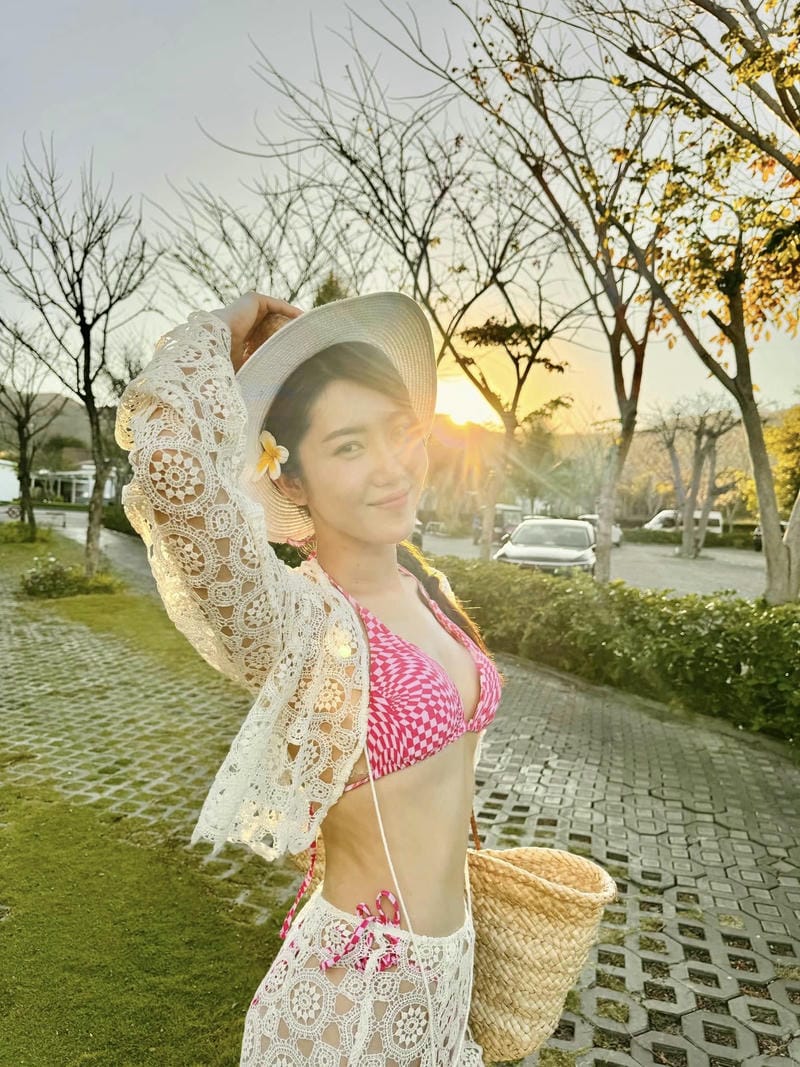 thuý ngân bikini 10