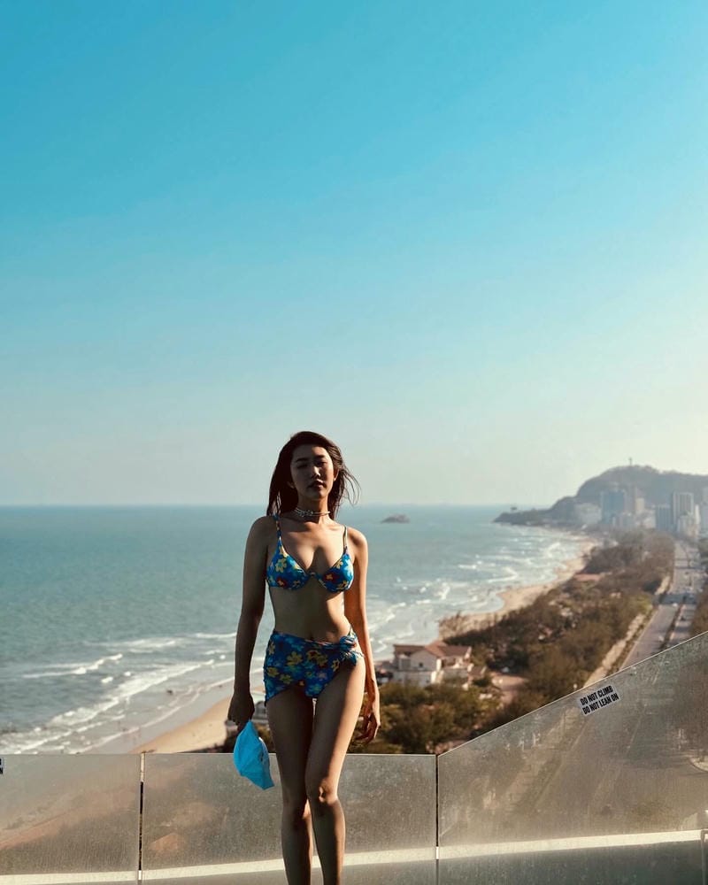 thúy ngân bikini 16