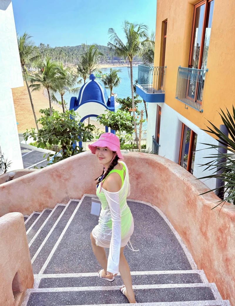 thúy ngân bikini 7