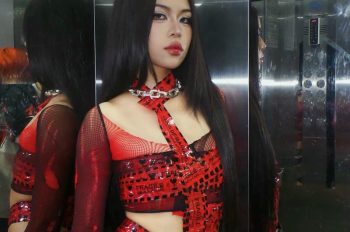 Cộng đồng mạng “cháy máy” trước 189+ ảnh Tlinh sexy full HD