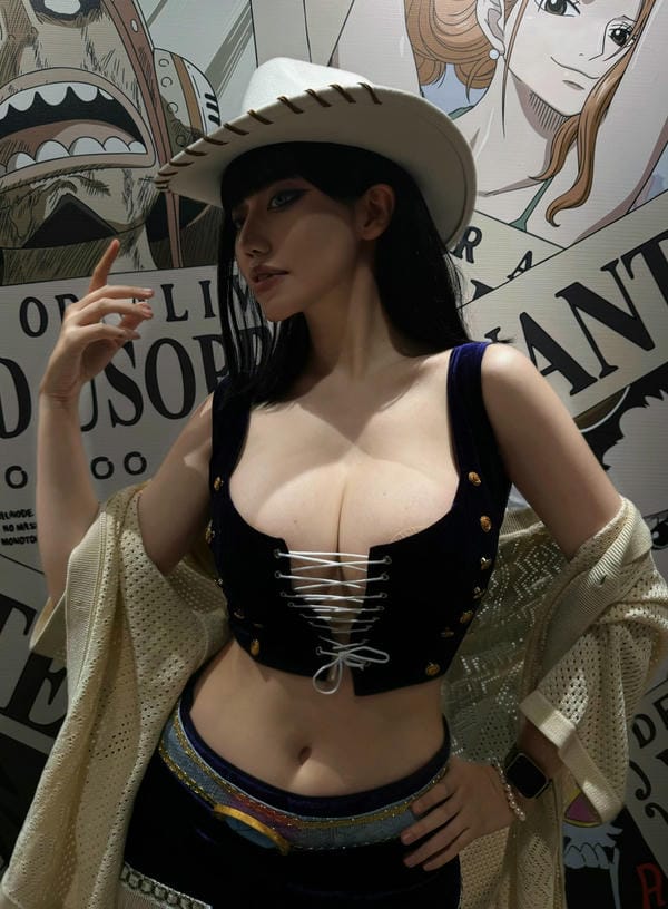 cosplay nico robin one piece​