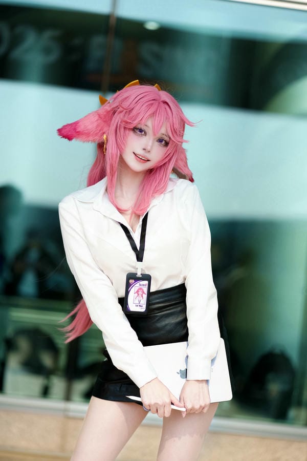 cosplay yae miko 30