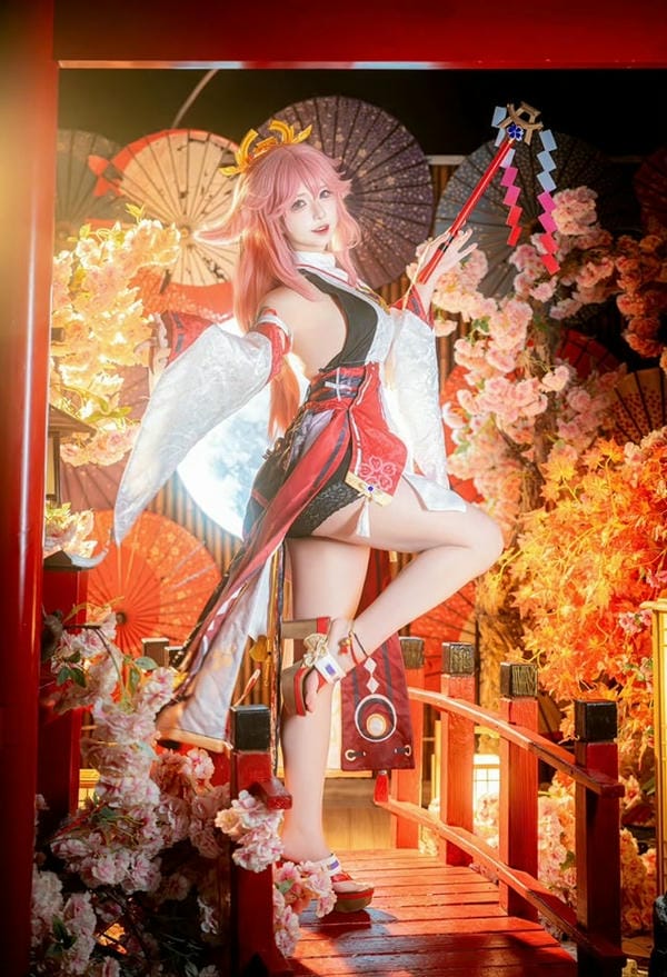 cosplay yae miko 5