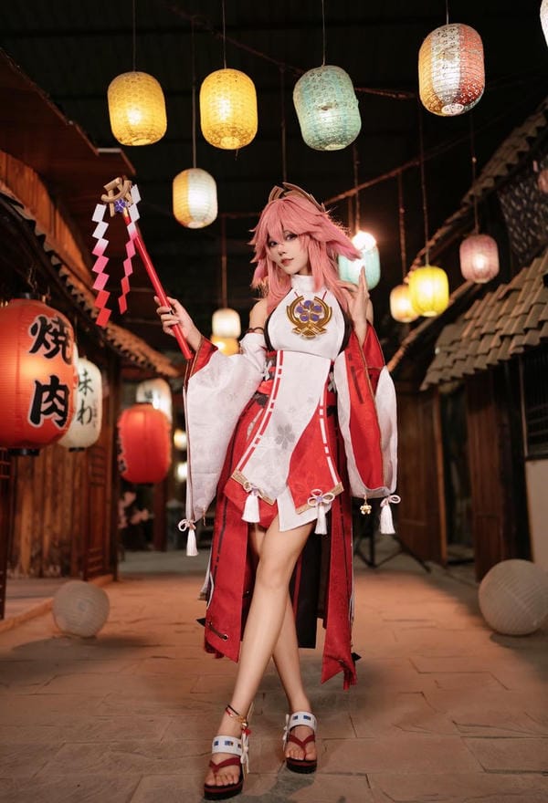 cosplay yae miko 8