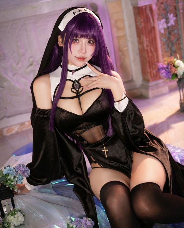 nun cosplay 12