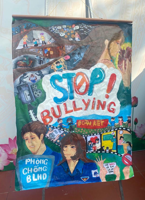 vẽ tranh bạo lực học đường 28