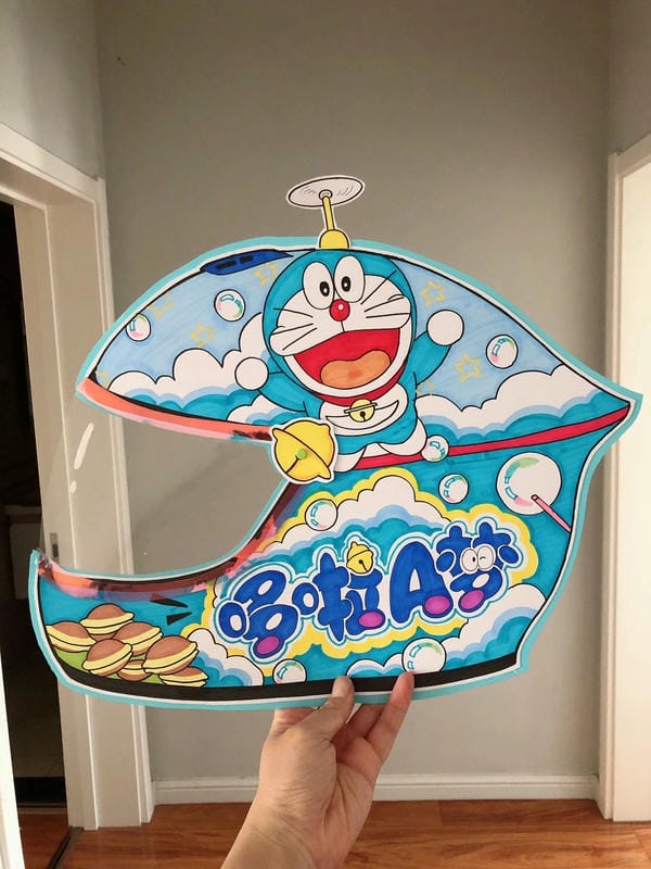 tranh vẽ đội mũ bảo hiểm 13