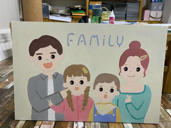 tranh vẽ gia đình 4 người 14