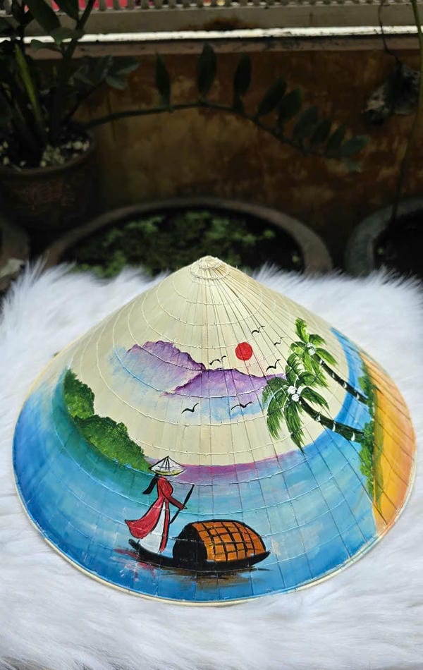 tranh vẽ nón lá 18