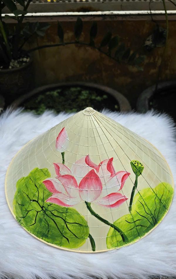 tranh vẽ nón lá 20