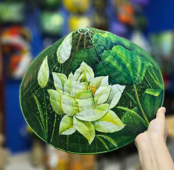 tranh vẽ nón lá 27