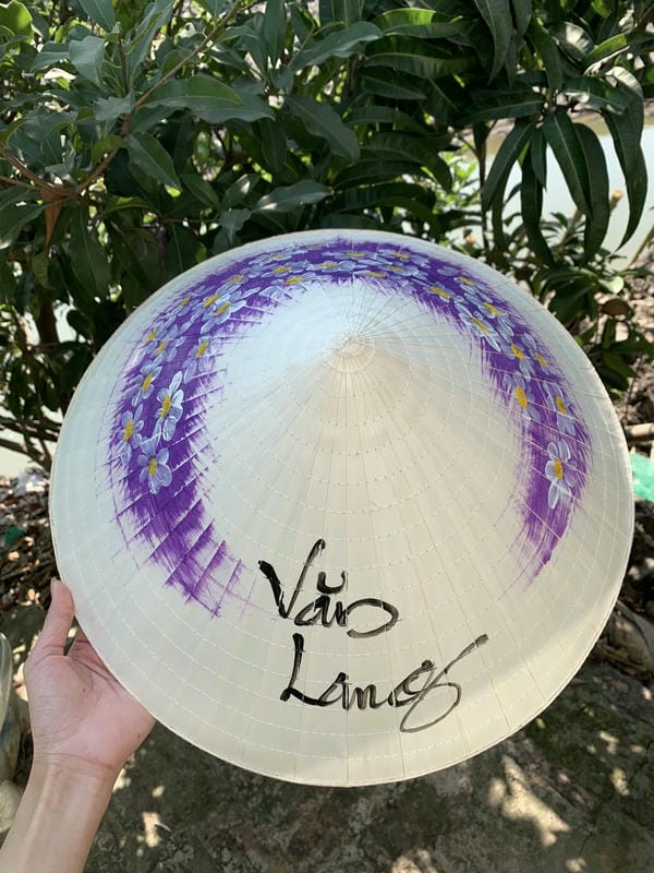 tranh vẽ nón lá 4