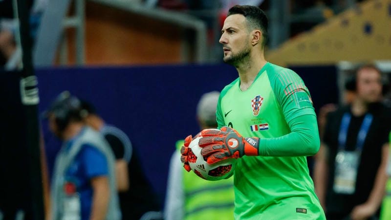 Nghị Lực Vươn Lên Từ Gian Khó Đến Vinh Quang Quốc Tế 