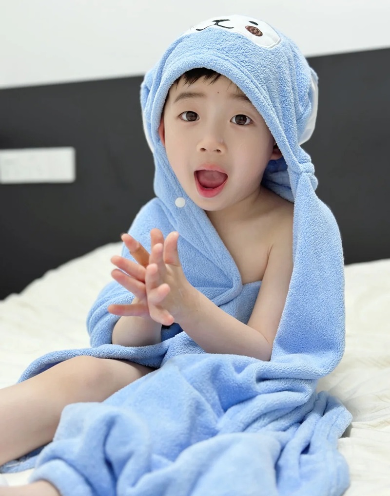 ảnh bé trai đáng yêu 11