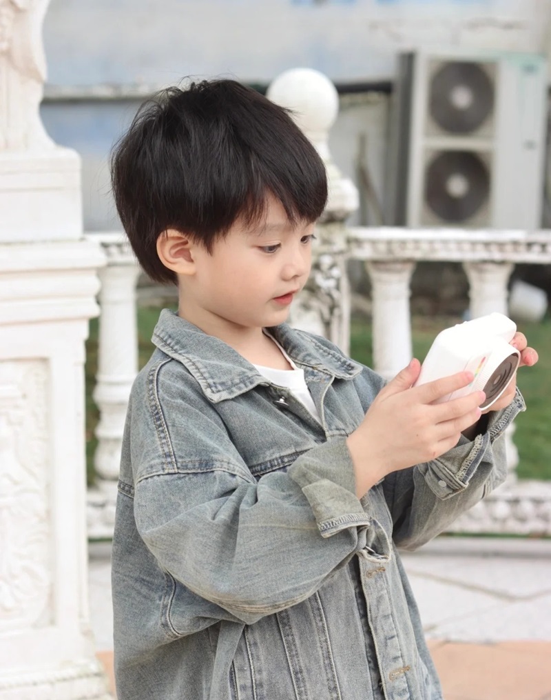 ảnh bé trai đáng yêu 26