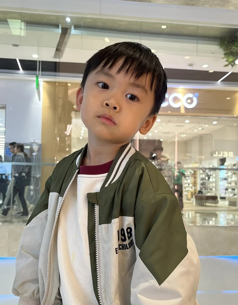 ảnh bé trai đáng yêu 28