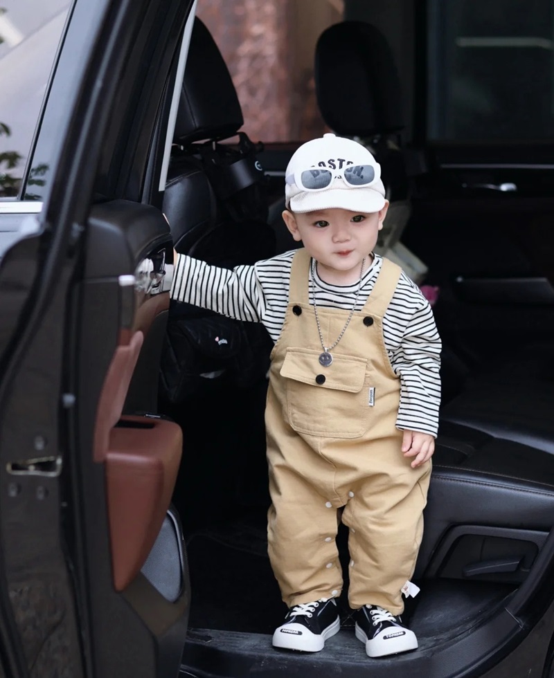 ảnh bé trai đáng yêu 34