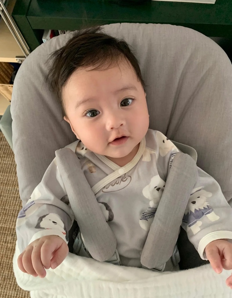 ảnh bé trai đáng yêu 4