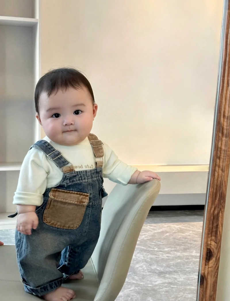 ảnh bé trai đáng yêu 5