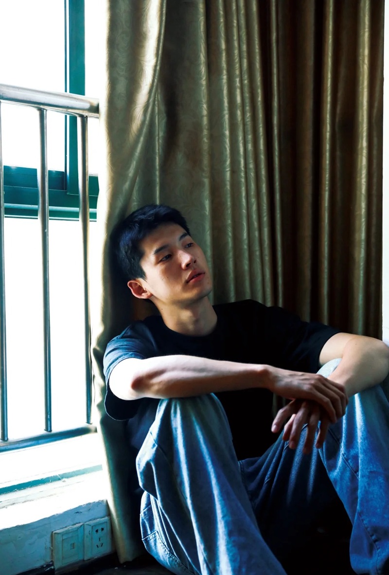 ảnh con trai buồn 18